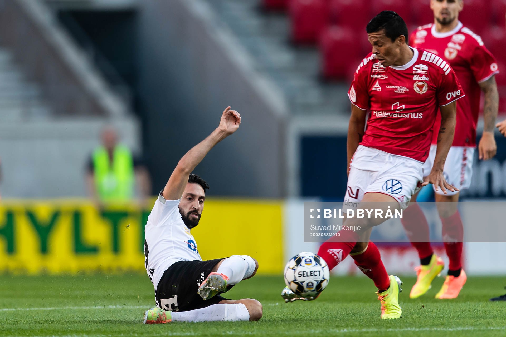 Örebros Nahir Besara och Kalmars Romário Pereira Sipião