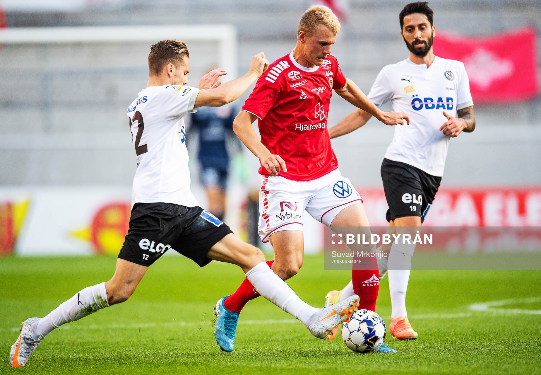 Kalmars Edvin Crona och Örebros Jake Larsson