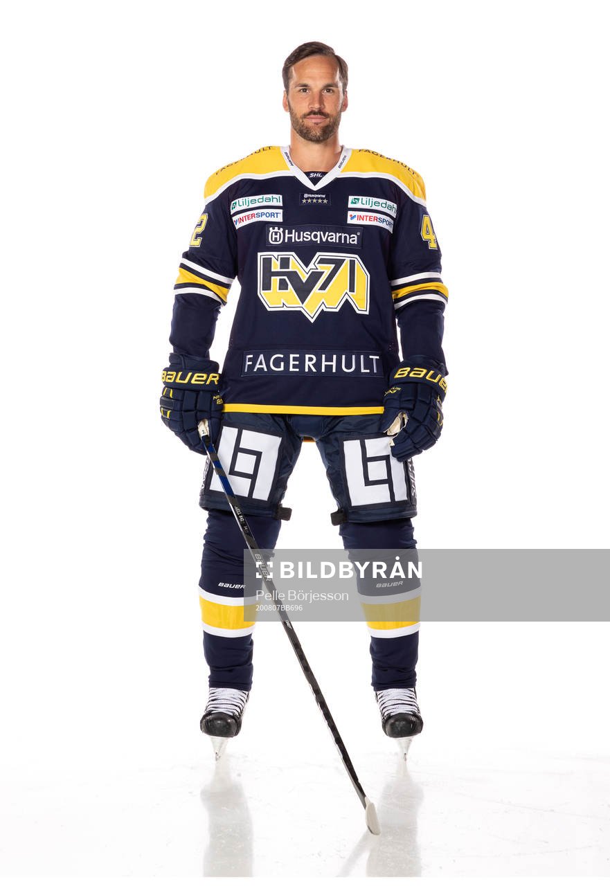 HV71s Niklas Arell