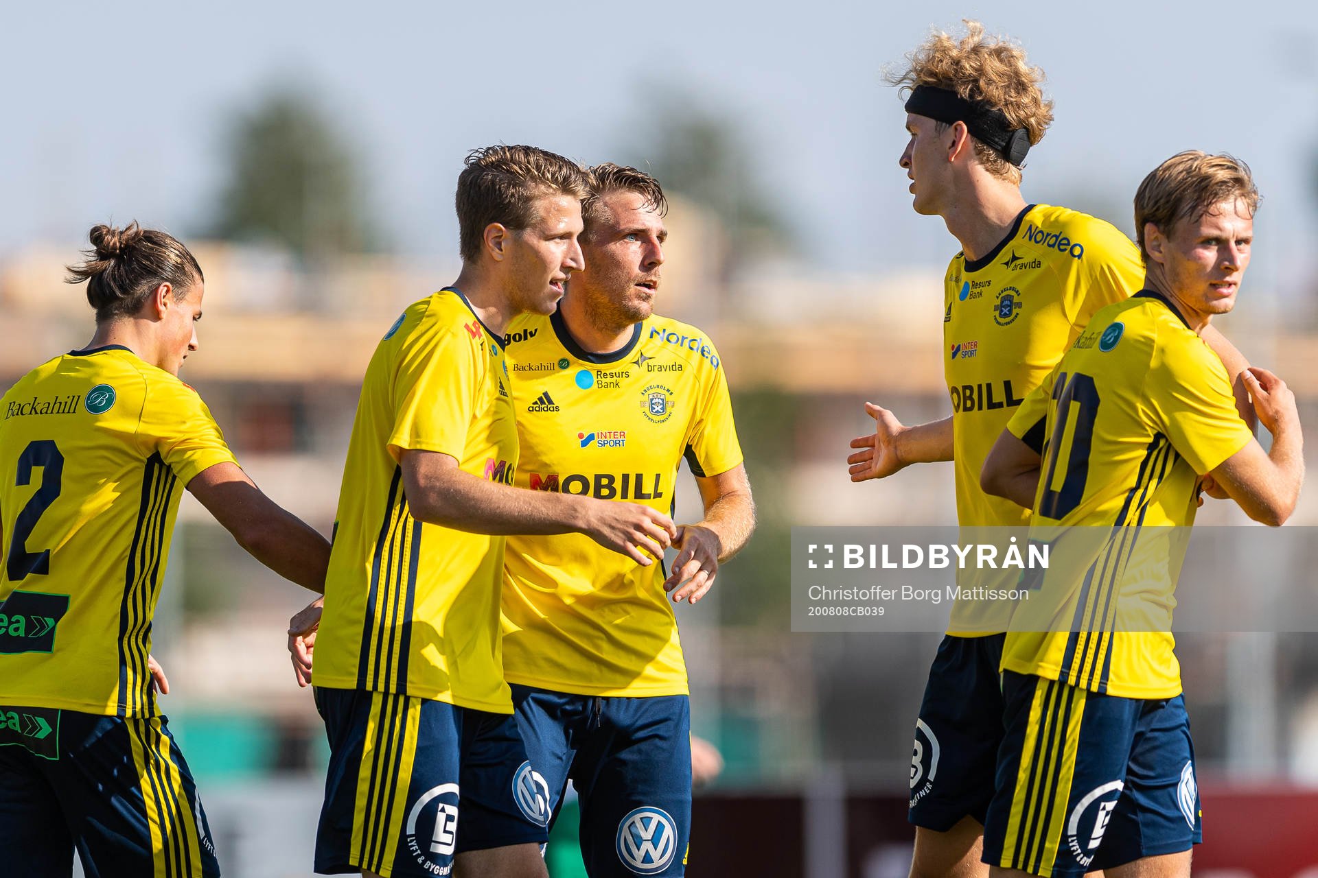 Ängelholms Johan Oremo jublar