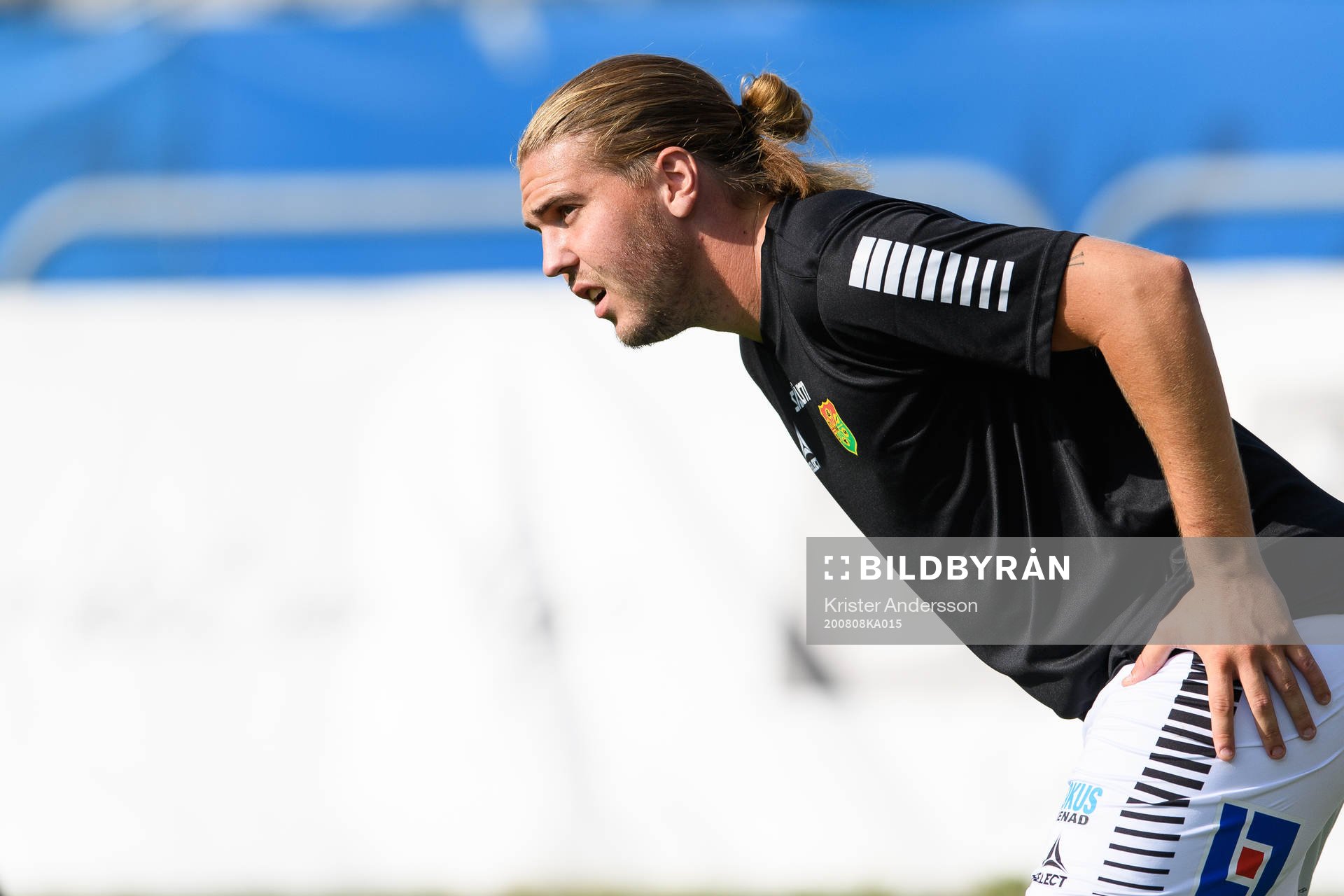 GAIS Charlie Weberg före fotbollsmatchen i Superettan