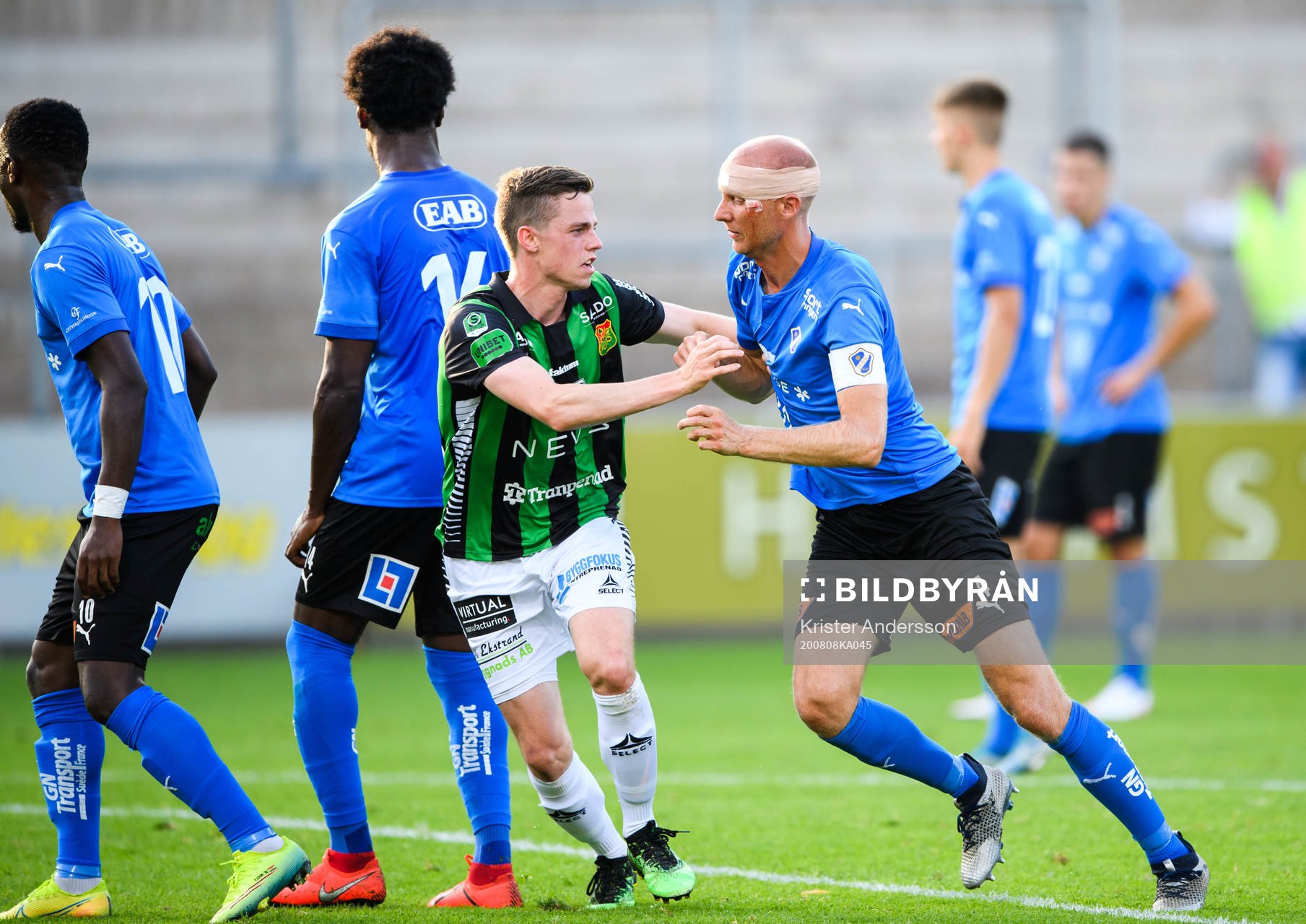 GAIS Aiden Harvey och Halmstads Andreas Johansson