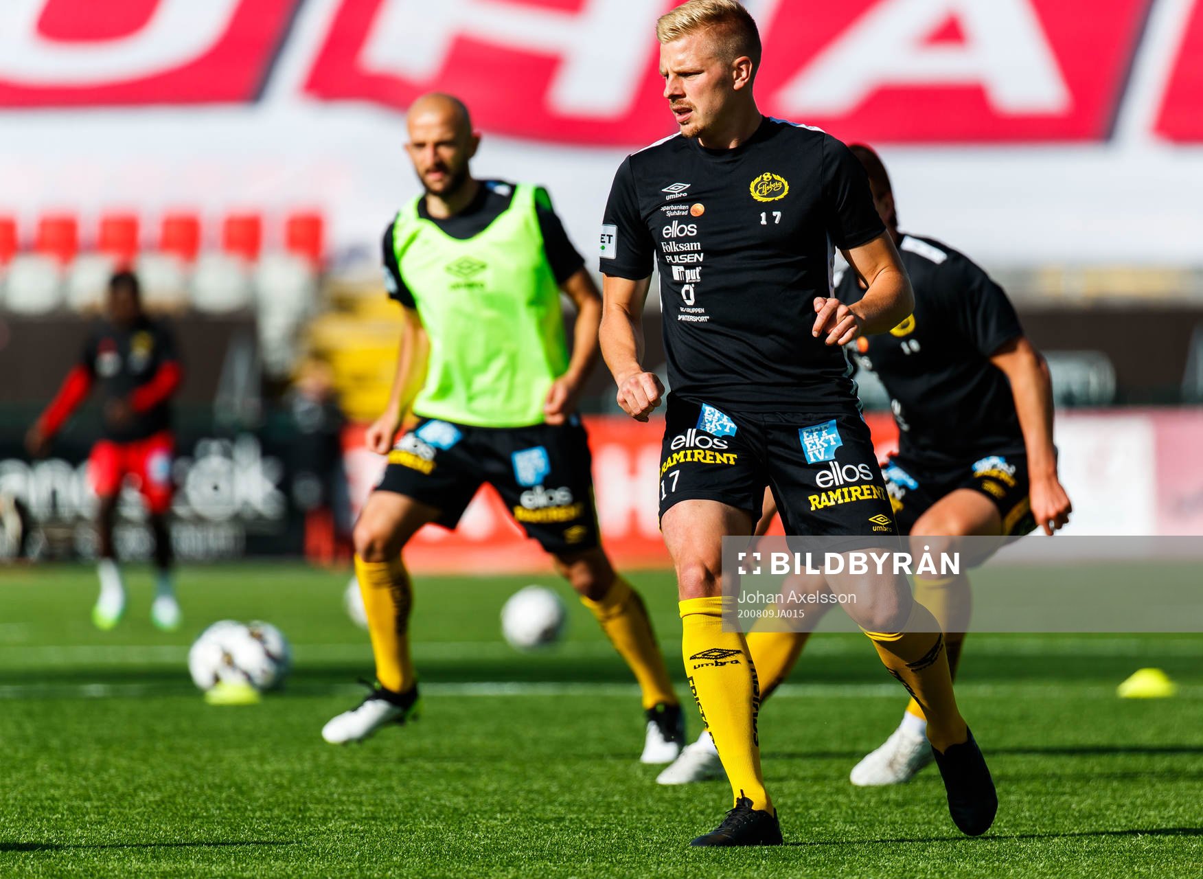 Elfsborgs Per Frick värmer upp