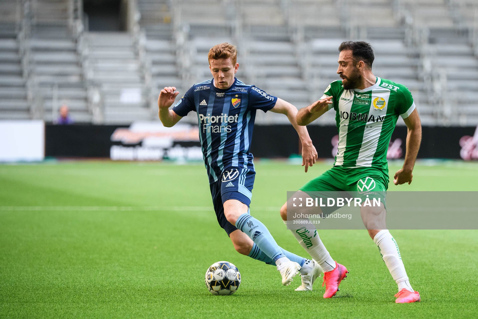 Djurgårdens Aslak Witry och Hammarbys Abdul Khalili