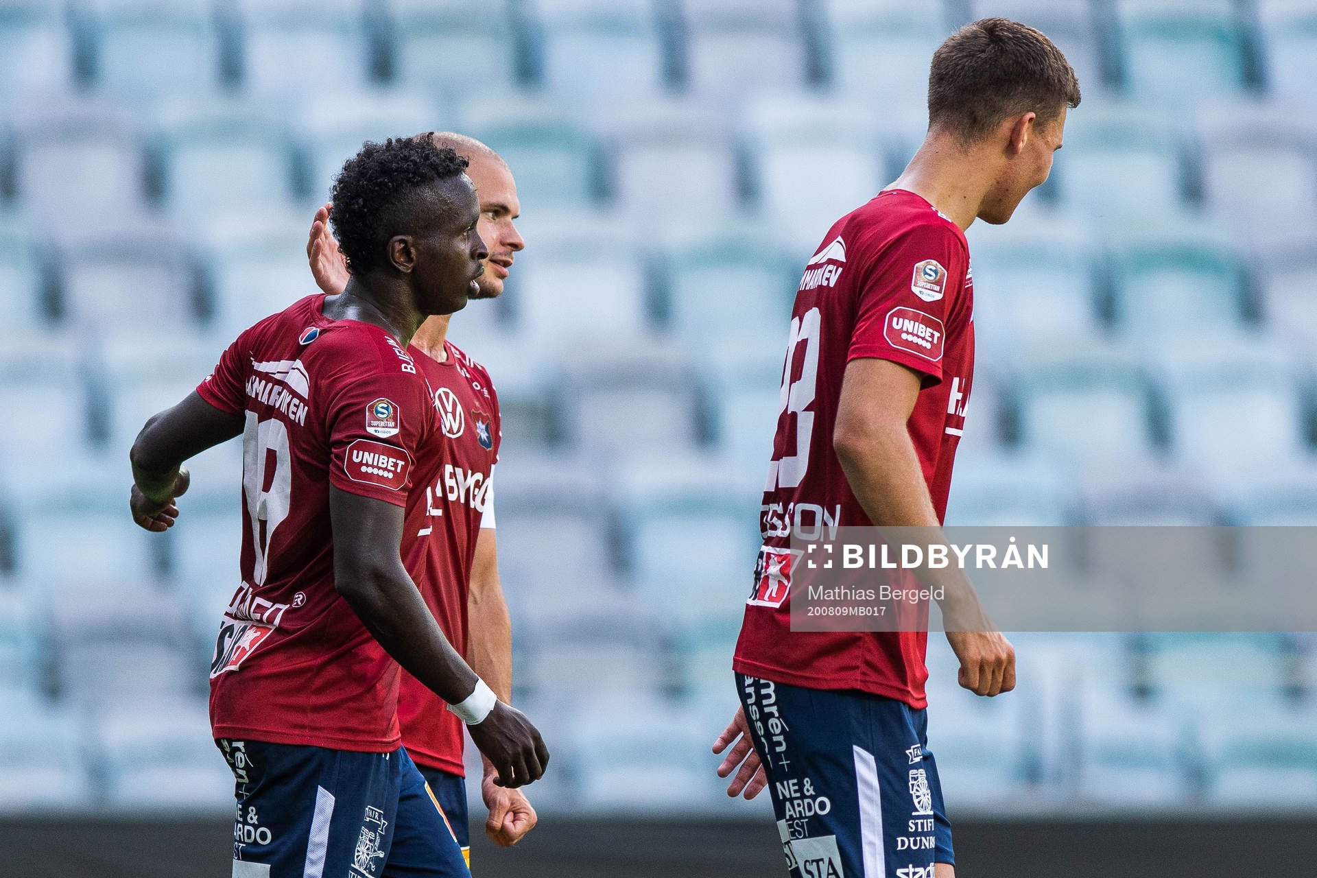 Örgrytes Mohamed Said Adan jublar med Hannes Sahlin