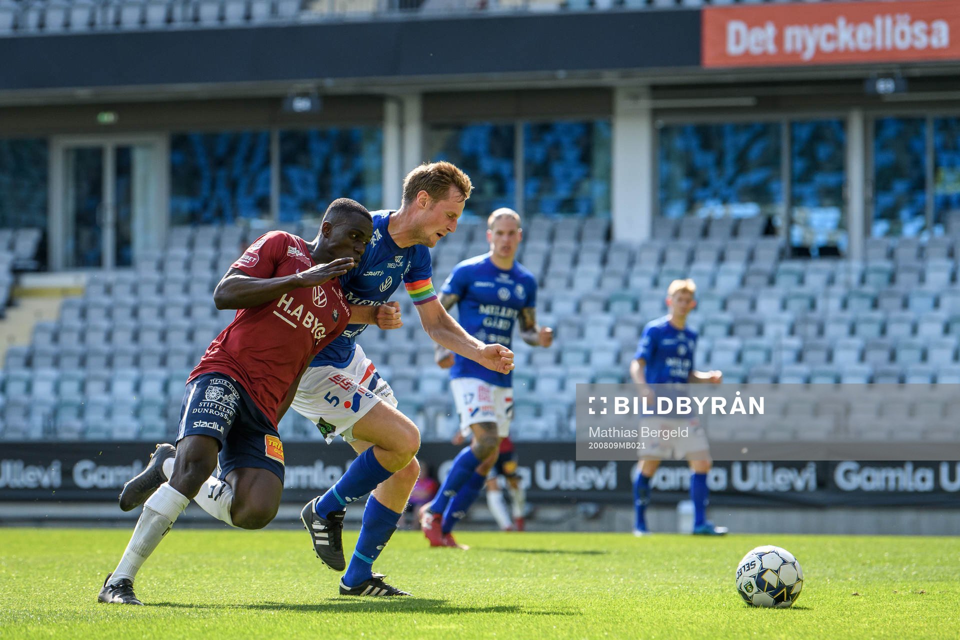 Örgrytes Bubacarr Jobe och Trelleborgs Anton Tideman