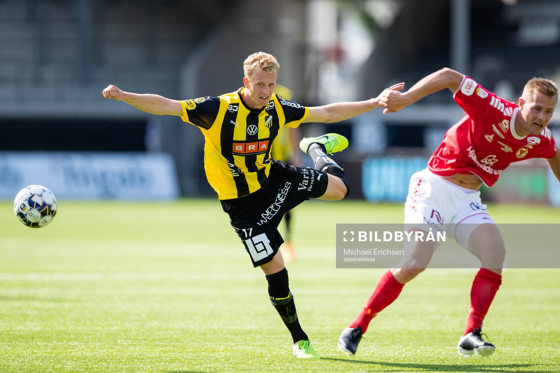 Häckens Gustav Berggren med ett skottförsök