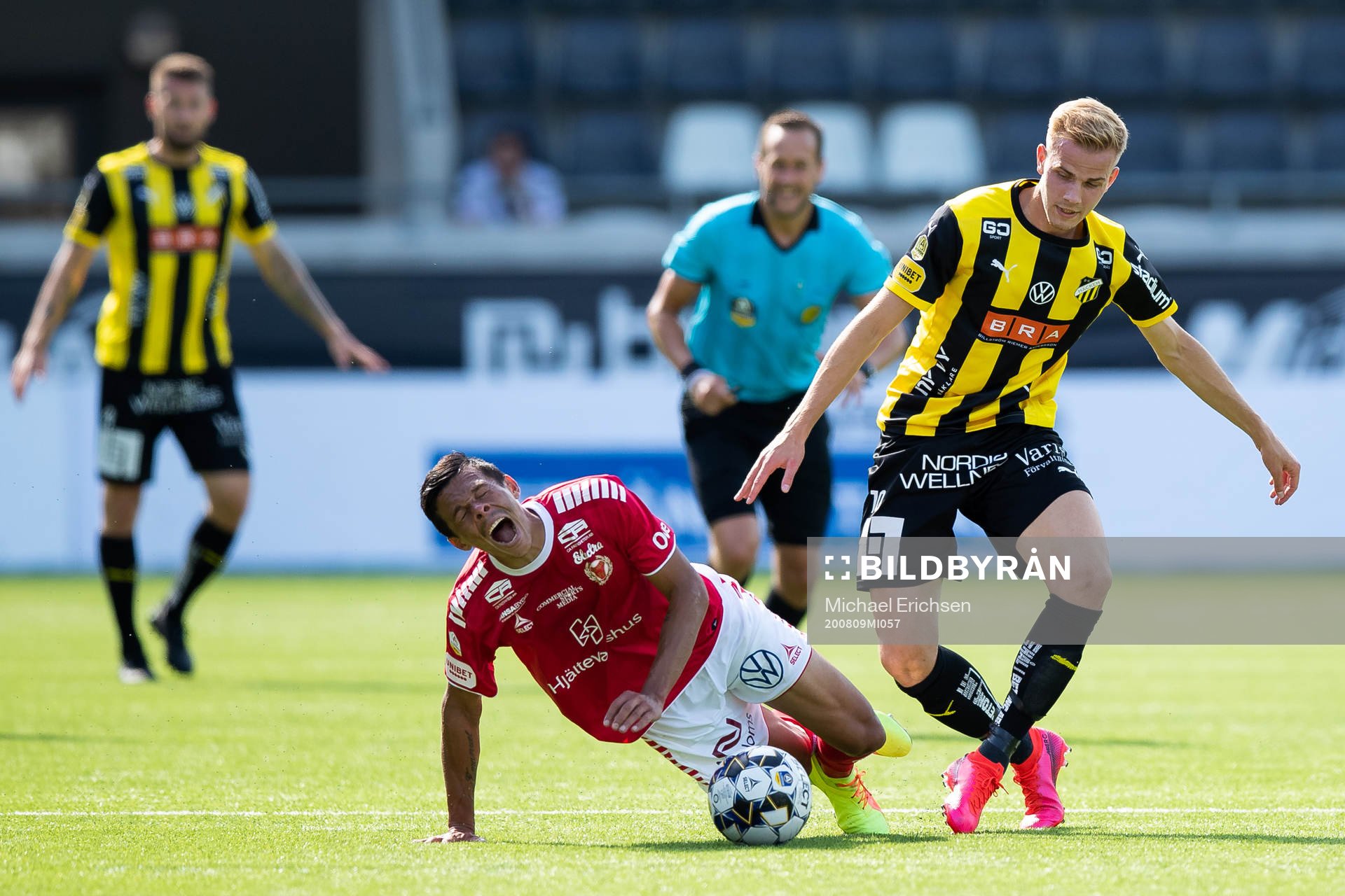 Kalmars Romario Pereira Sipiao och Häckens Jasse Tuominen