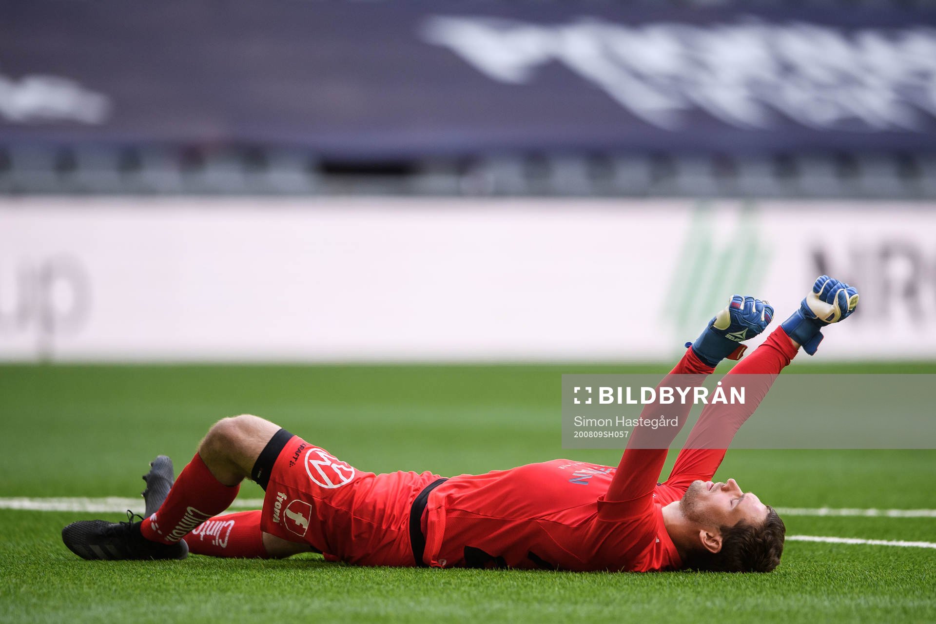 Hammarbys målvakt Davor Blazevic jublar