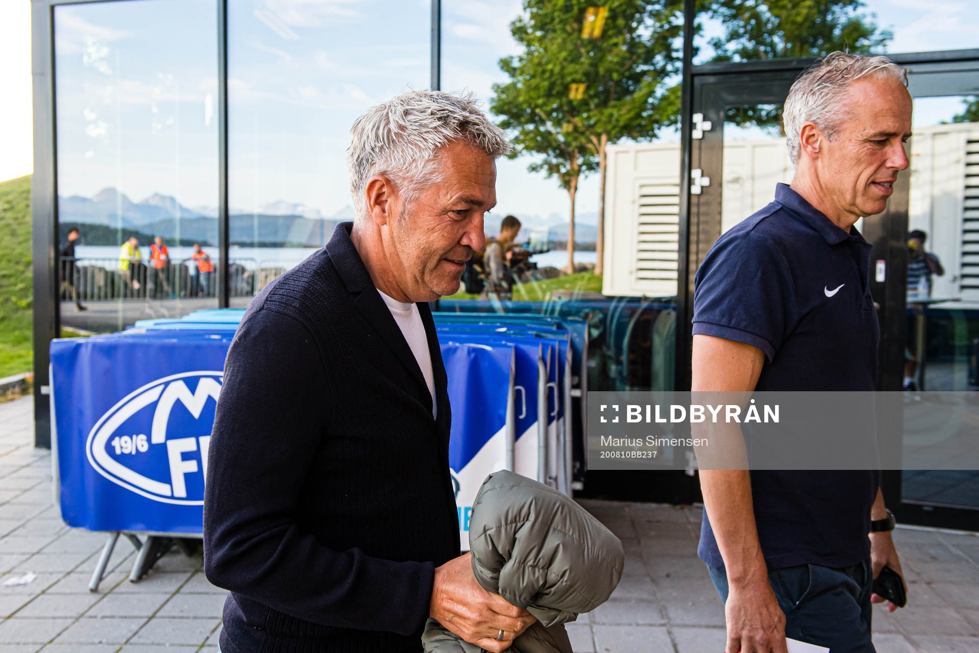Kåre Ingebrigtsen, head coach of Brann, and Rune Soltvedt, sports director of Brann, ahead of the Eliteserien match between Molde and Brann on August 10, 2020 in Molde.