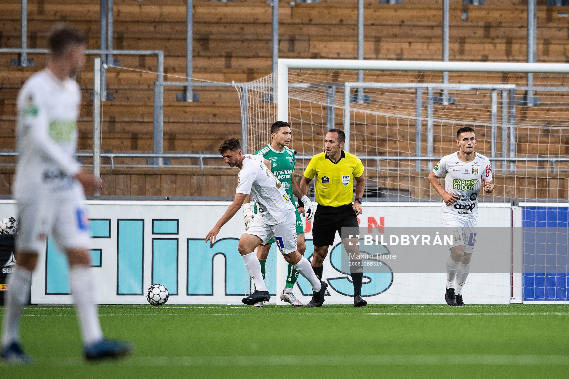 Varbergs Erion Sadiku gör 3-2 under fotbollsmatchen i Allsvenskan mellan Sirius och Varberg den 10 augusti 2020 i Uppsala.