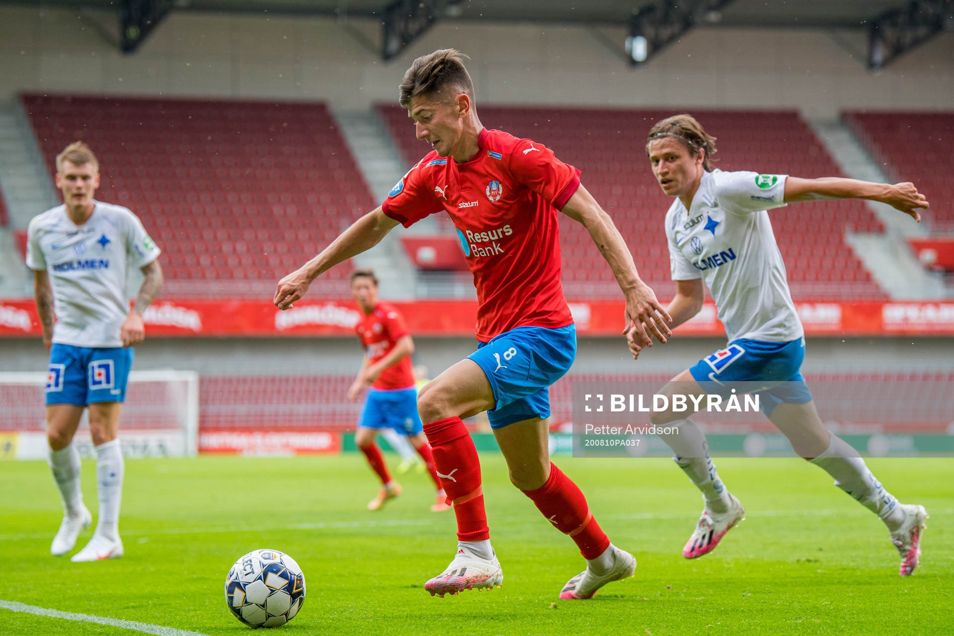 Helsingborgs Armin Gigovic och IFK Norrköpings Simon Thern