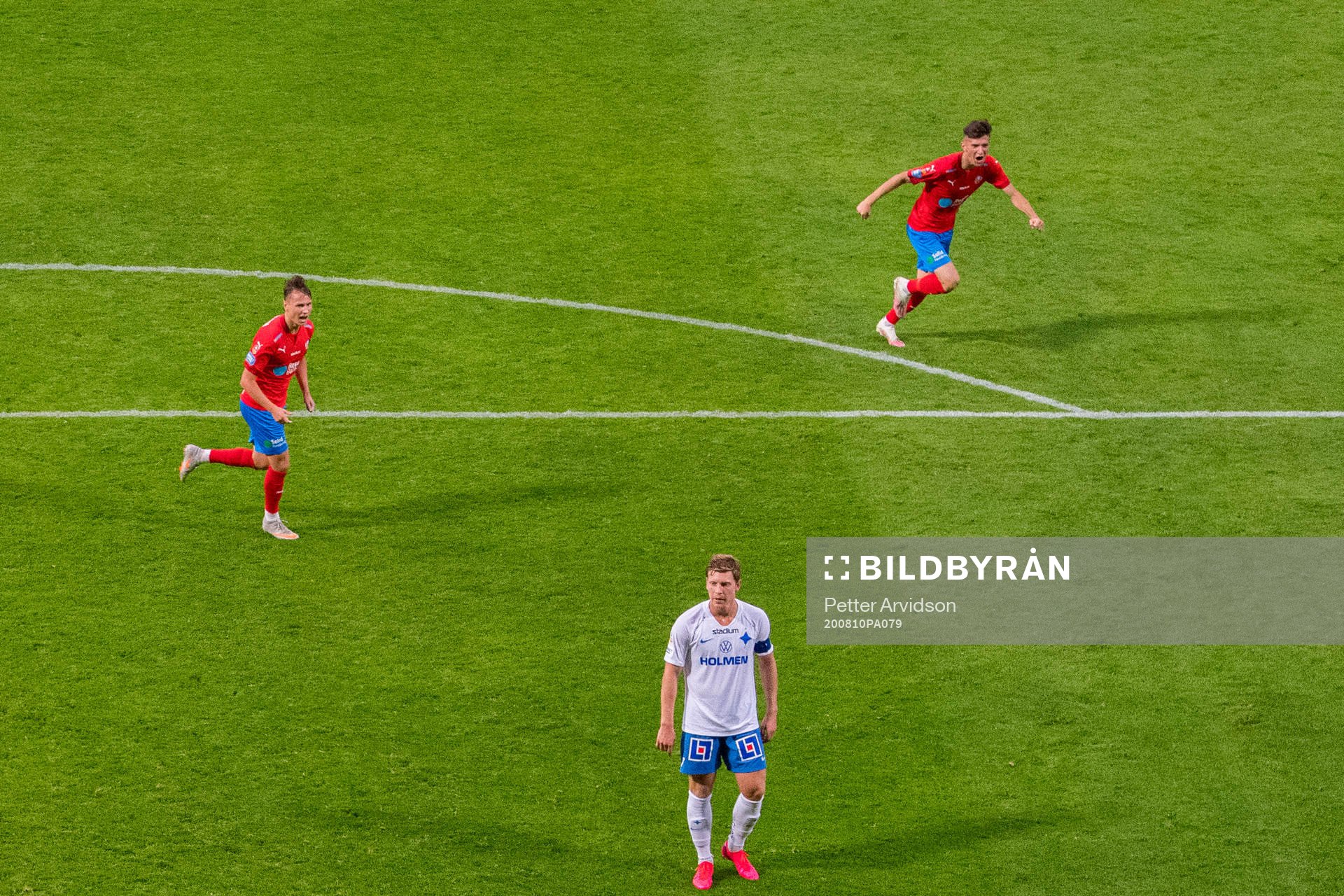 Helsingborgs Alex Timossi och Armin Gigovic jublar