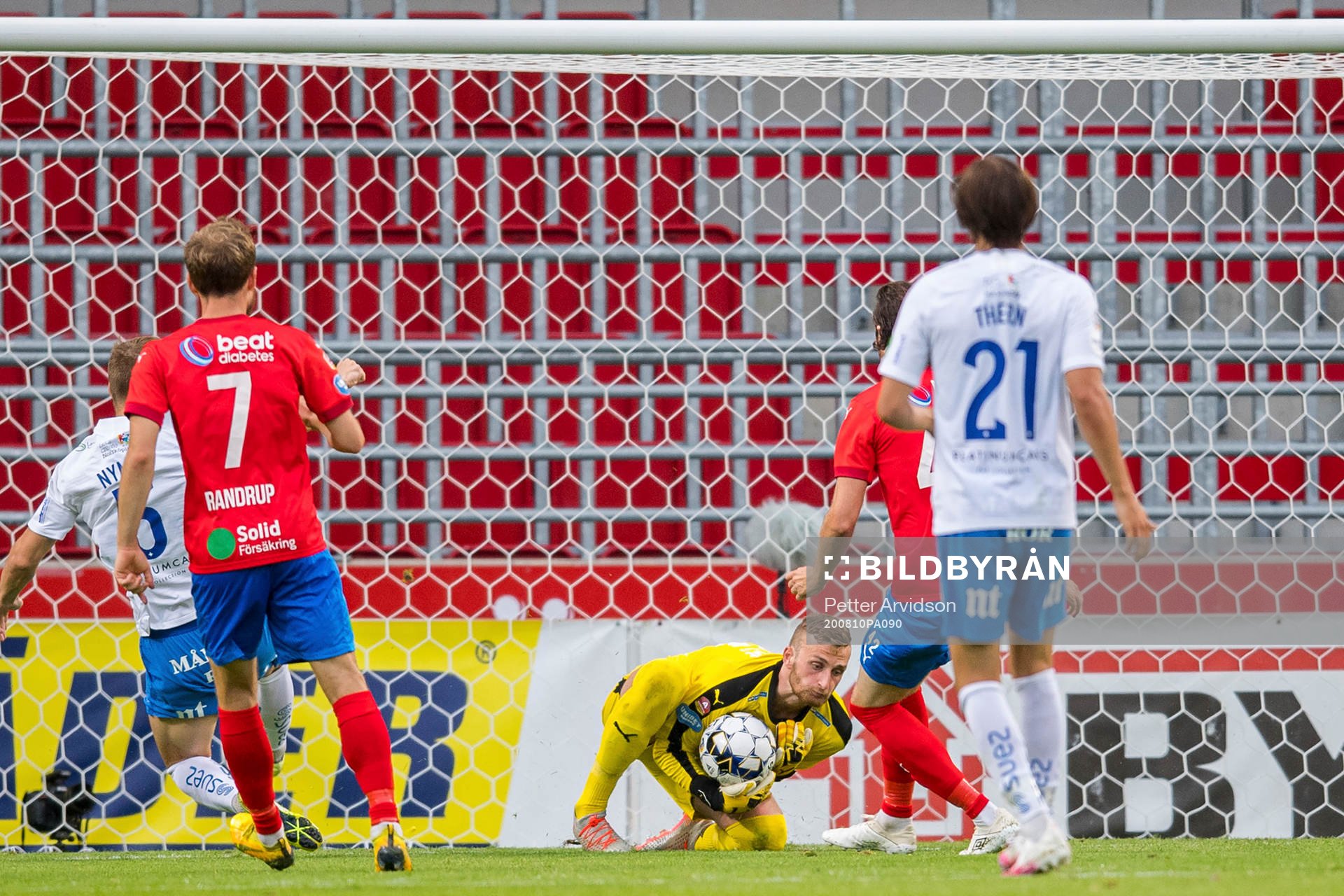 Helsingborgs målvakt Alexander Nilsson