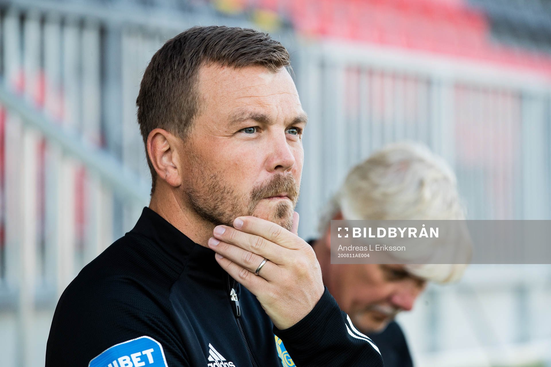 Sundsvalls tränare Henrik Åhnstrand innan fotbollsmatchen