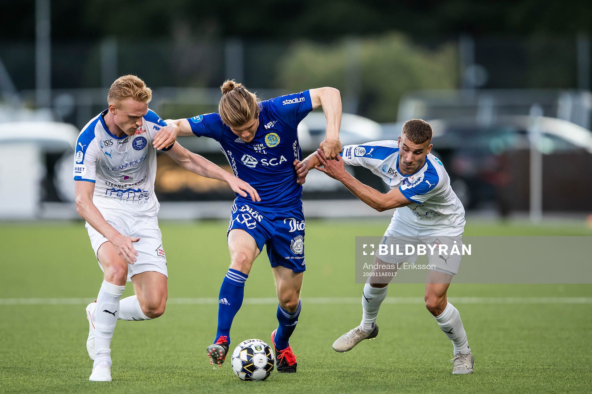 Akropolis Nicklas Maripuu och Lamine Nekrouf mot Sundsvalls