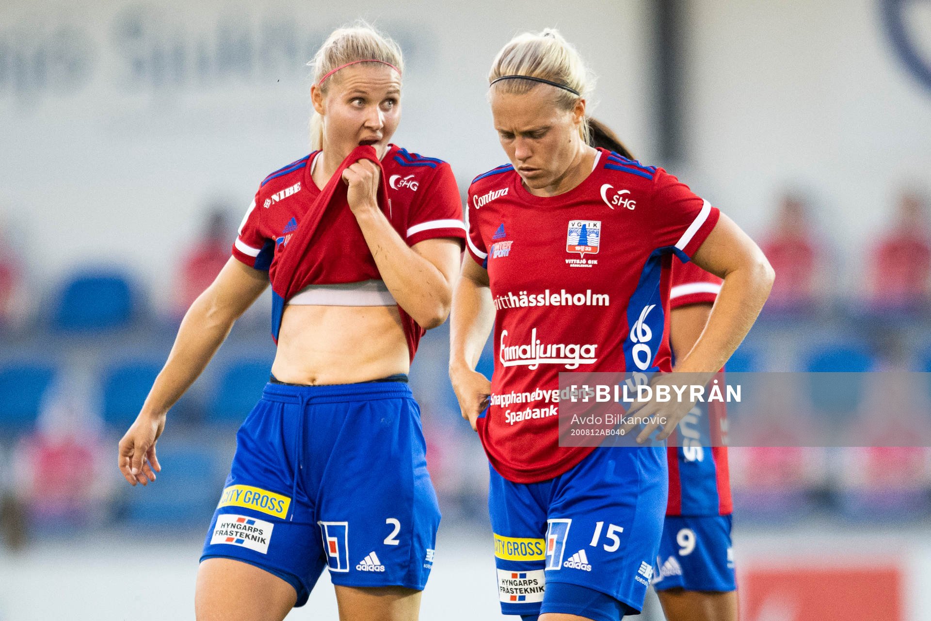 Vittsjös Mie Leth Jans och Nellie Persson deppar
