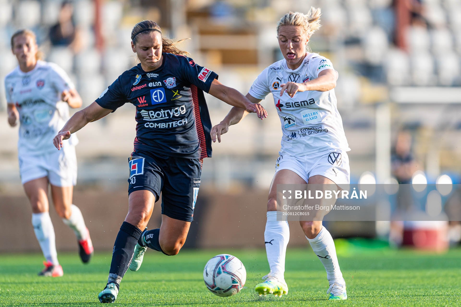 Rosengårds Mimmi Larsson mot Linköpings Emma Lennartsson