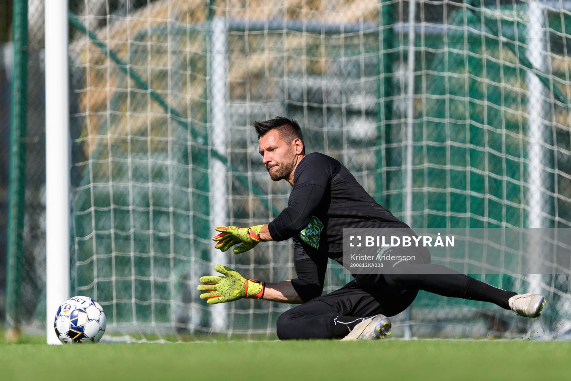 Varbergs målvakt Stojan Lukic