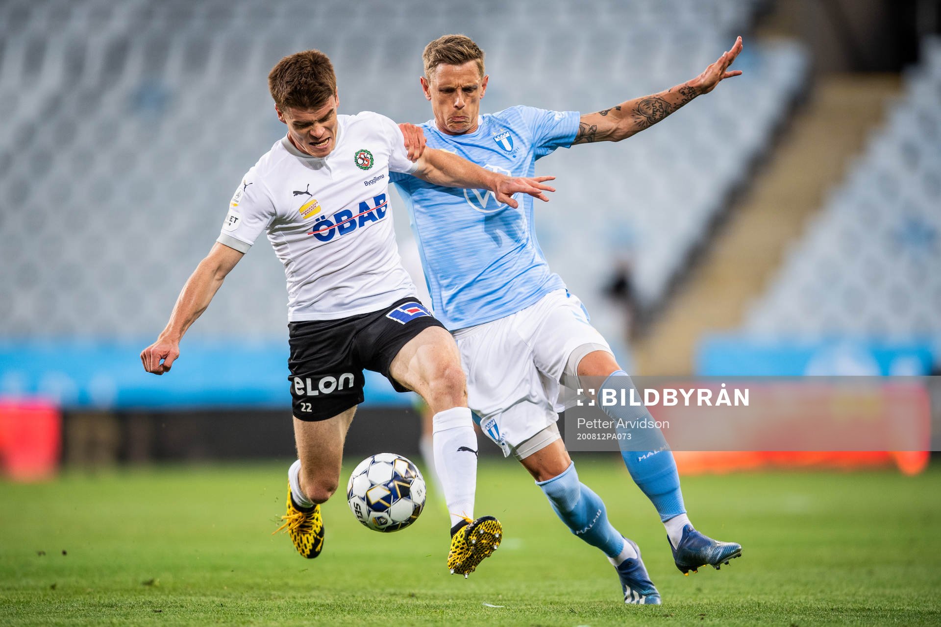Örebros Albin Granlund och Malmö FFs Sören Rieks