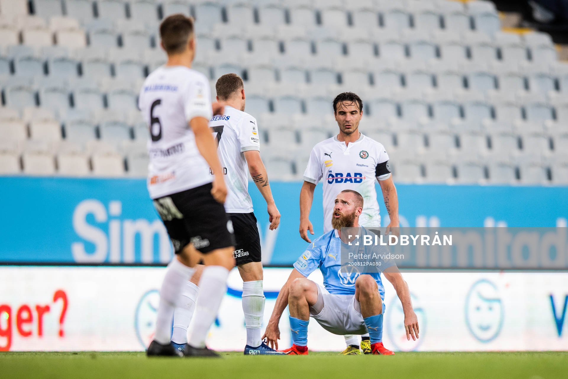 Malmö FFs Jo Inge Berget reagerar mot Örebros Andreas