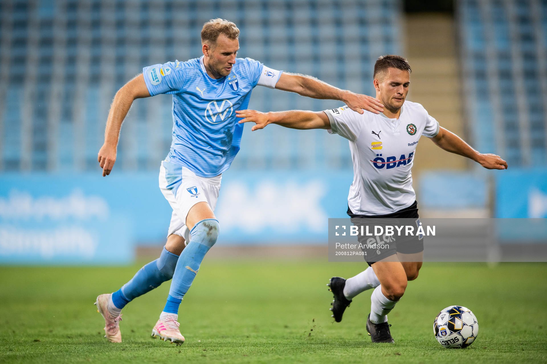 Malmö FFs Ola Toivonen och Örebros Benjamin Hjertstrand