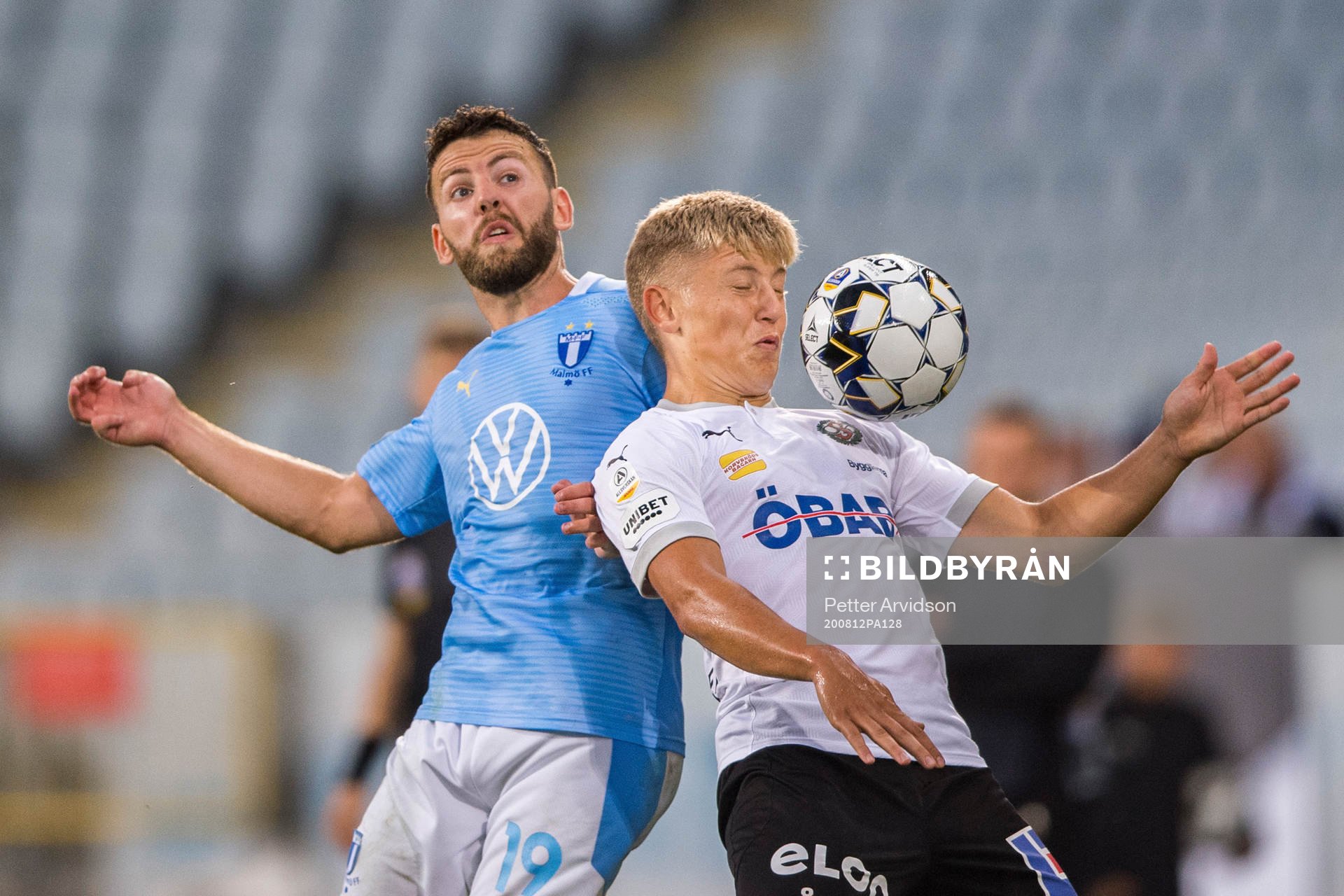 Malmö FFs Erdal Rakip och Örebros Dennis Collander