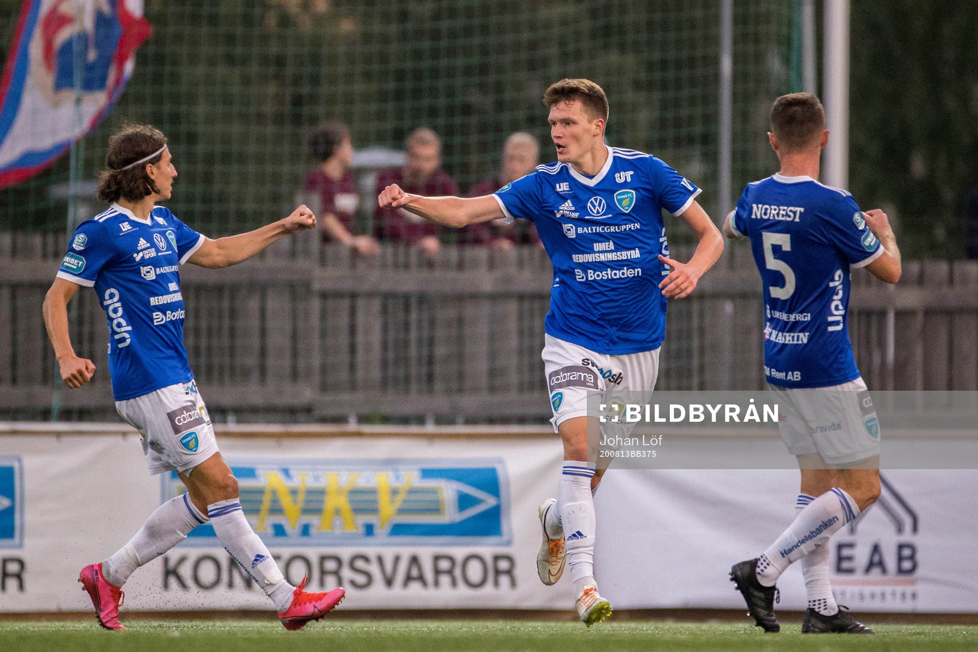Umeås Miroslav Mazur jublar