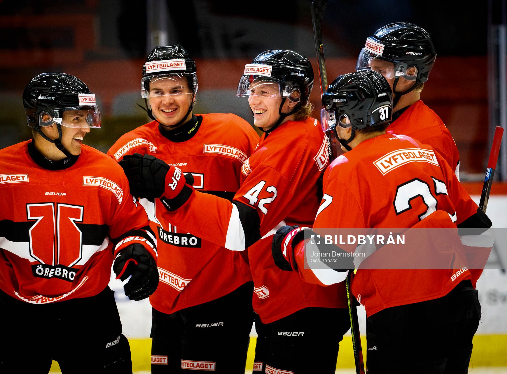Örebros Hockeys Robin Salo gör 10-1 och jublar