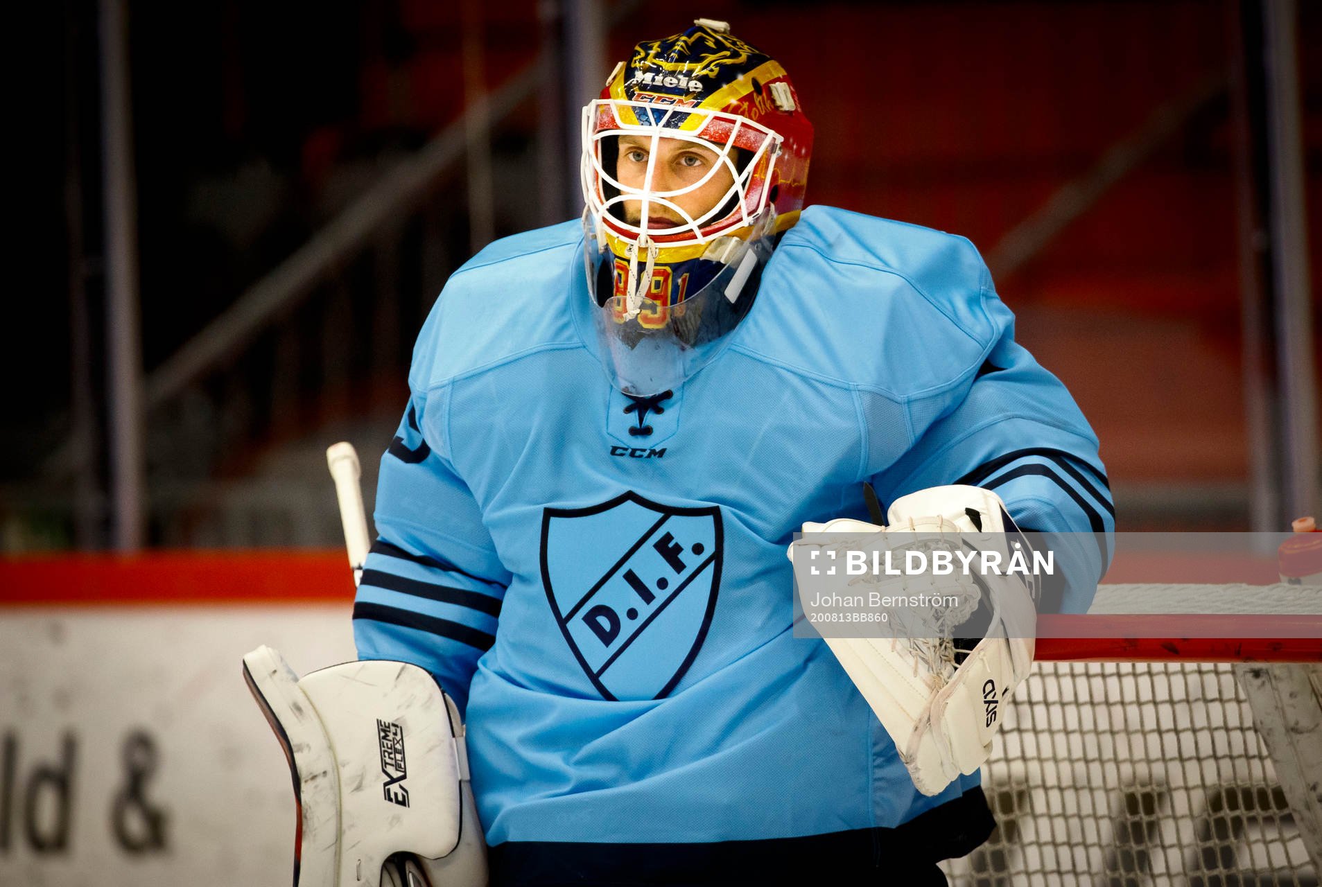 Djurgårdens målvakt Niklas Svedberg deppar