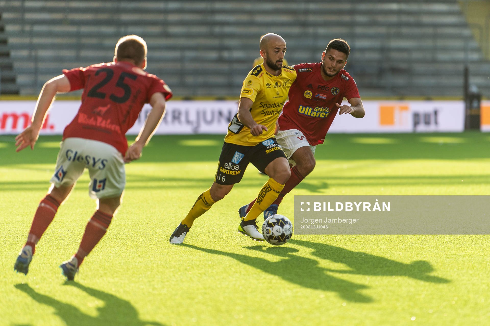 Elfsborgs Robert Gojani och Falkenbergs Edi Sylisufaj