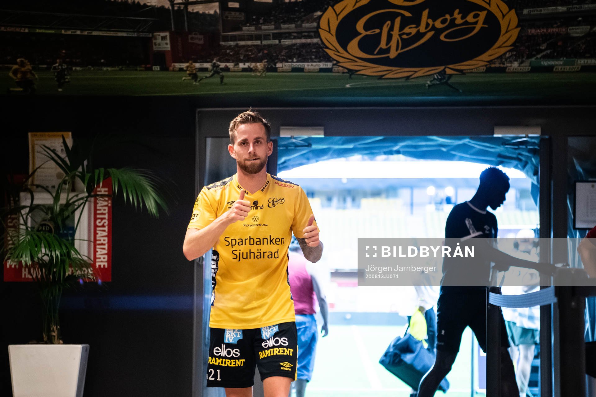Elfsborgs Rasmus Alm gör tummen upp