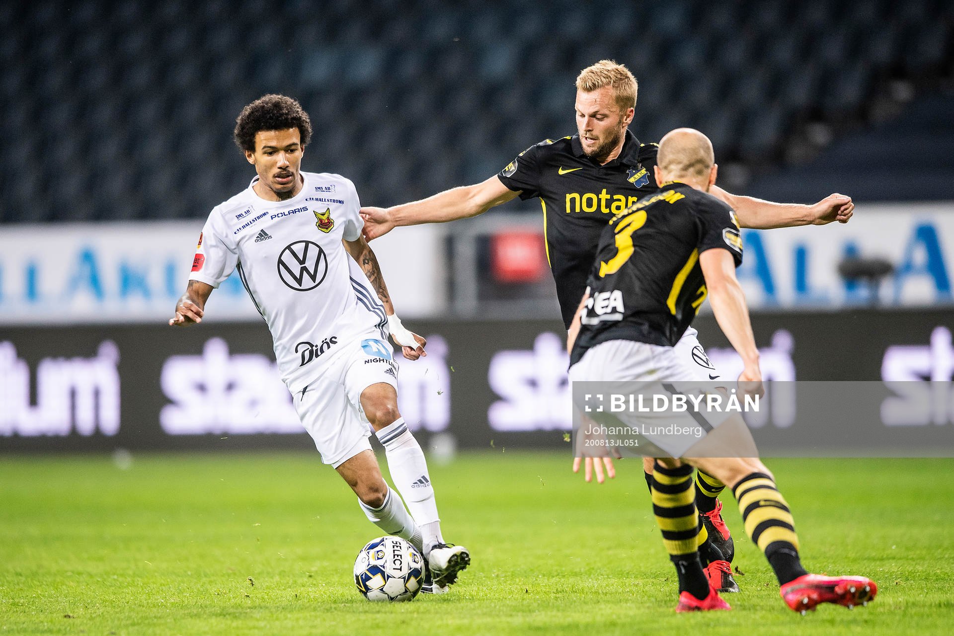s Sebastian Larsson