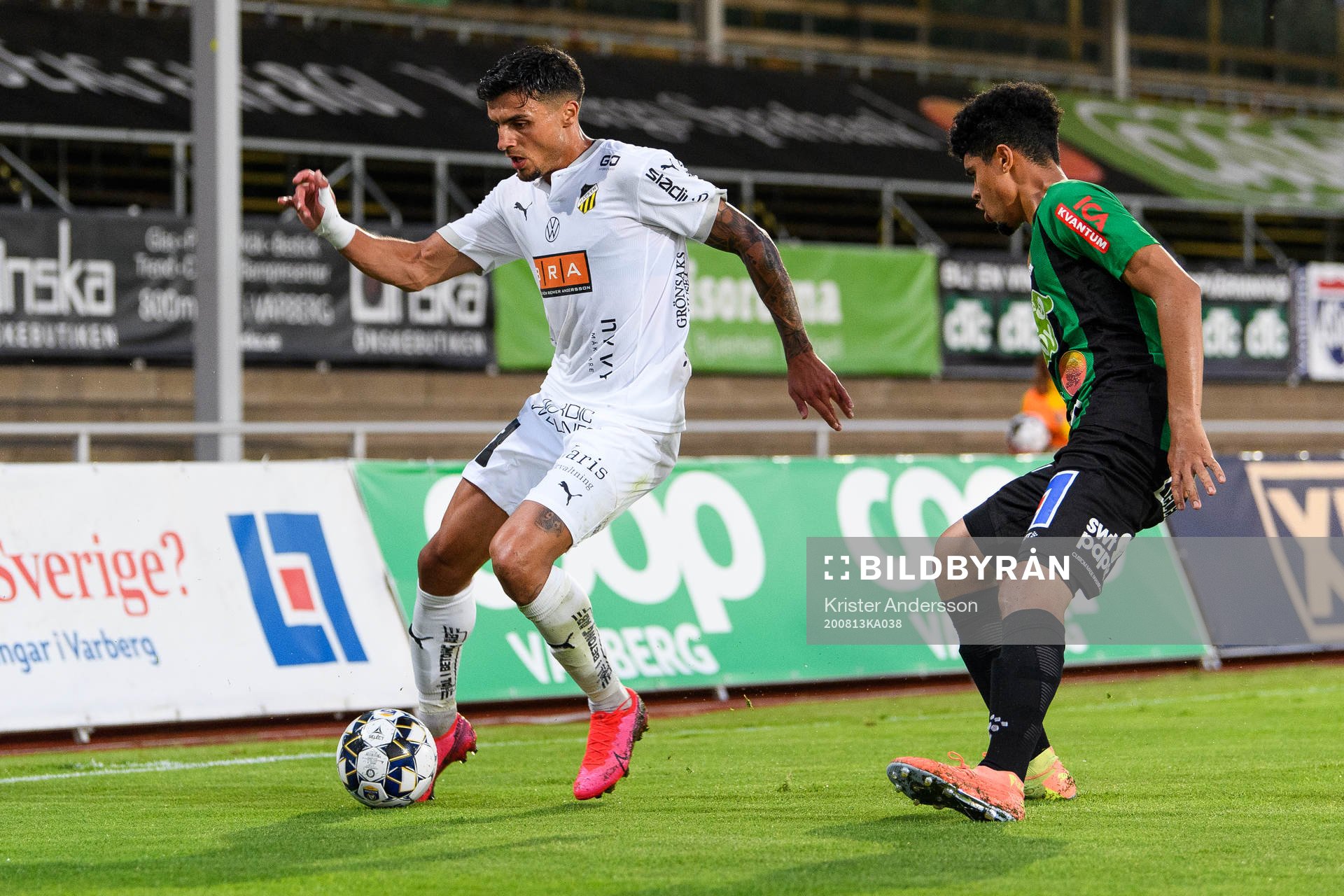 Häckens Ahmed Yasin och Varbergs Luke Le Roux