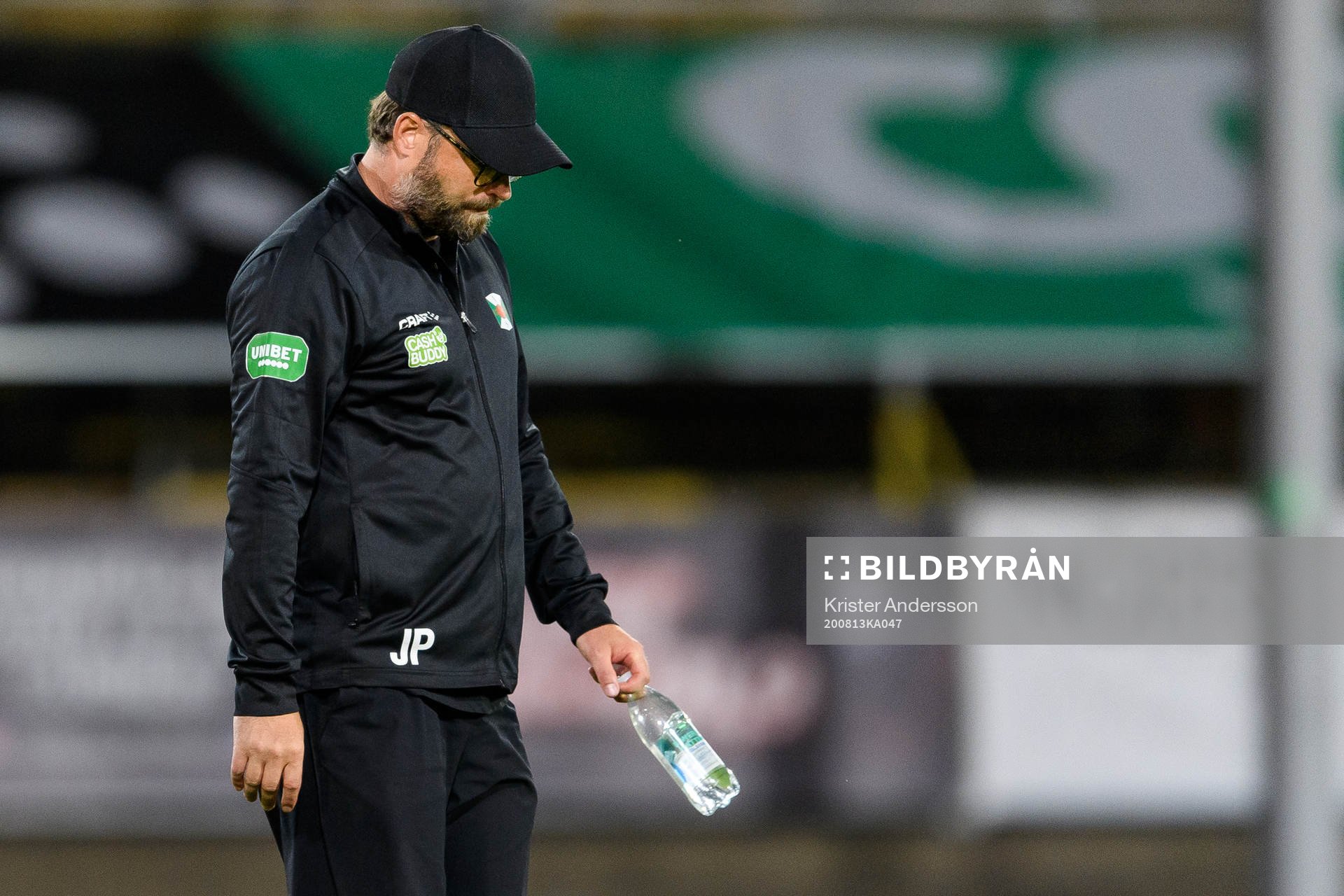 Varbergs tränare Joakim Persson deppar