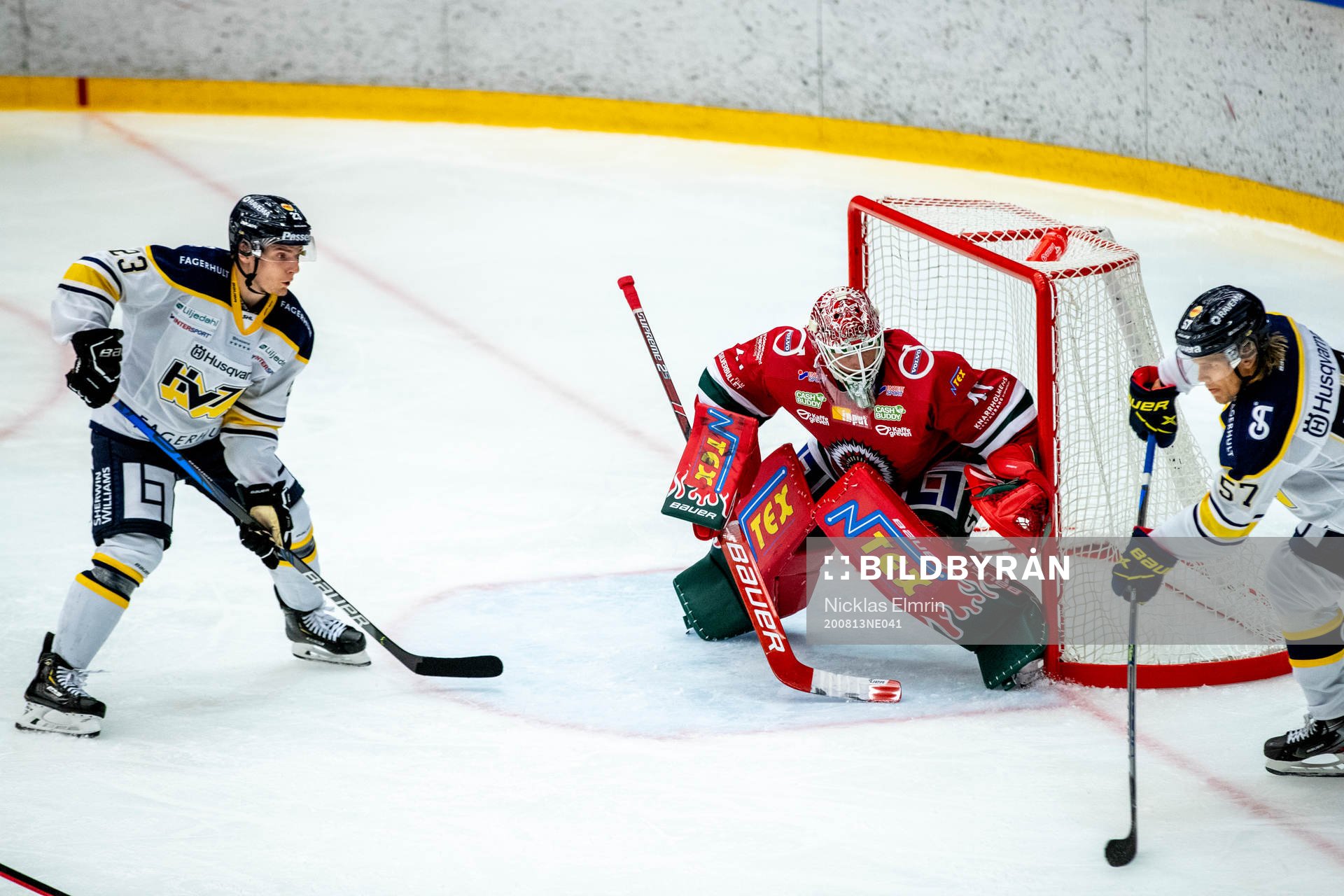 s Lias Andersson och Anton Wedin mot Frölundas målvakt