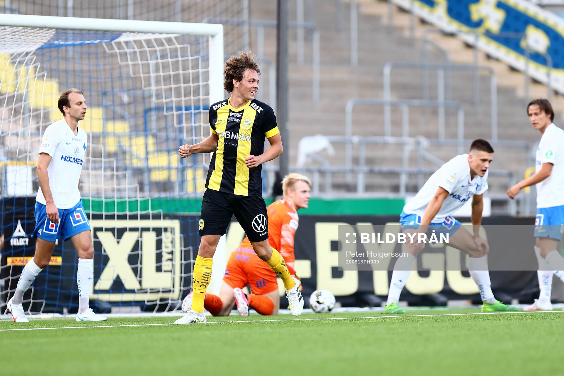 Hammarbys Kalle Björklund jublar