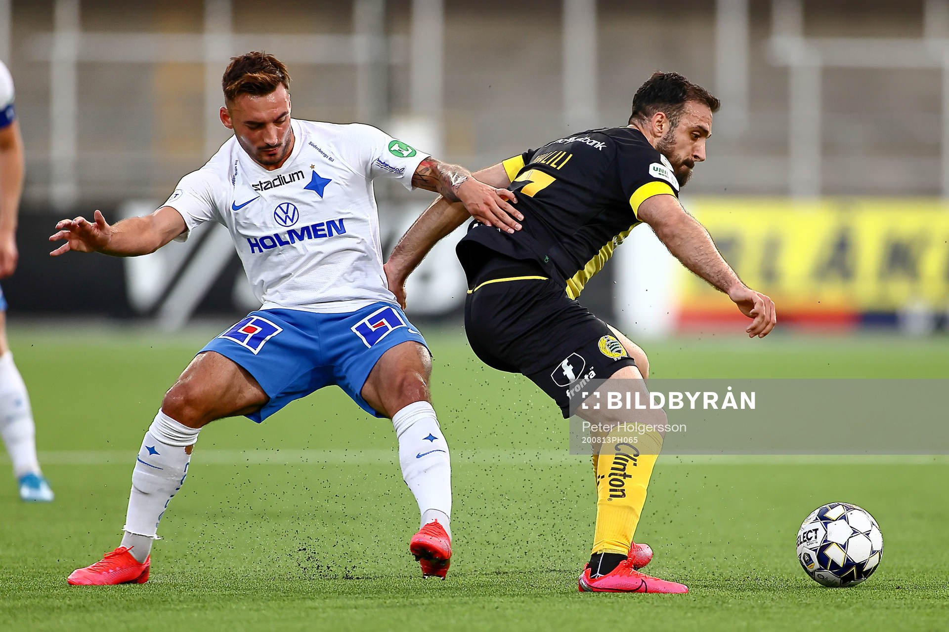 IFK Norrköpings Sead Haksabanovic och Hammarbys Abdul