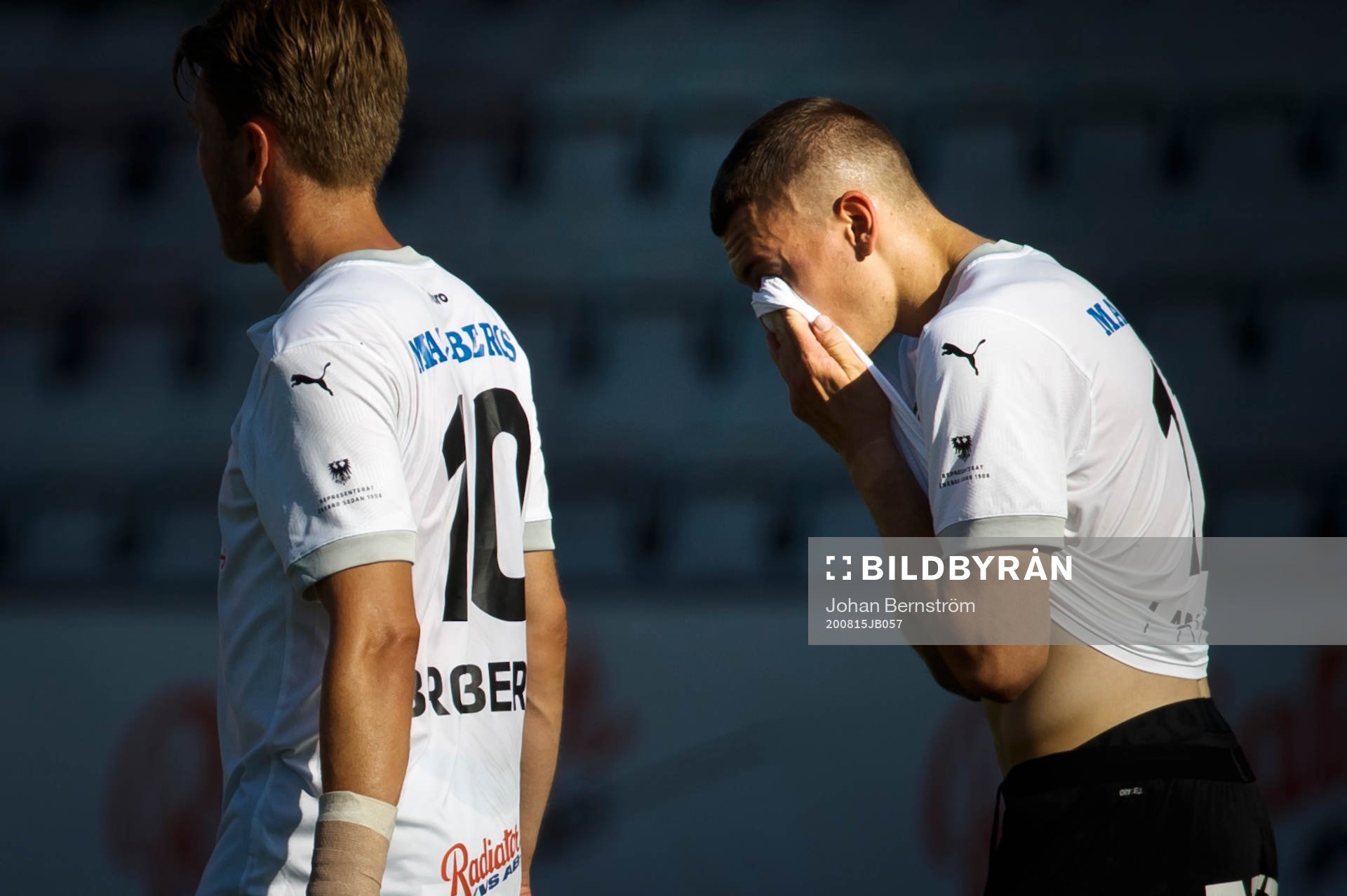 Örebros Jake Larsson deppar