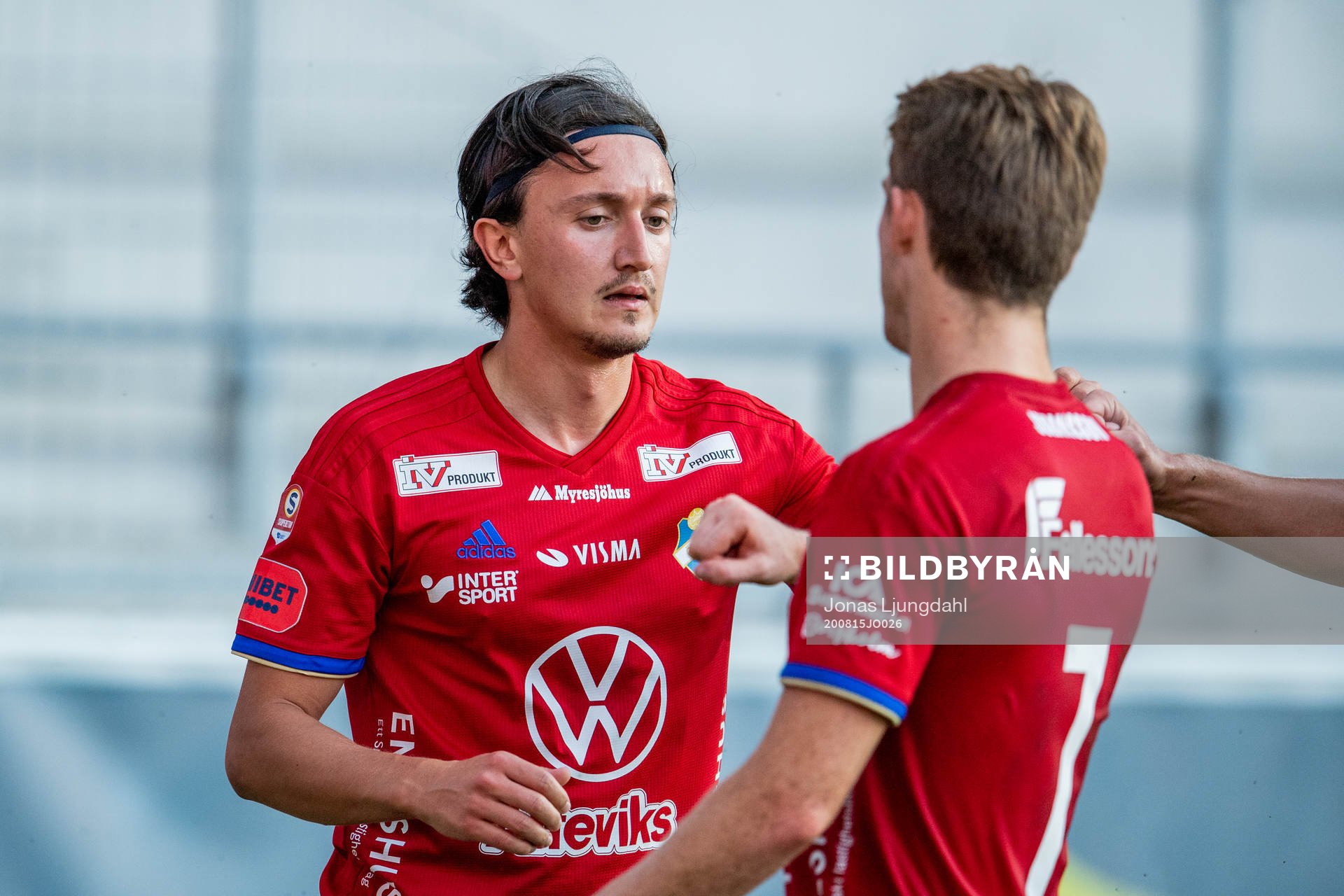 Östers Mattias Pavic jublar