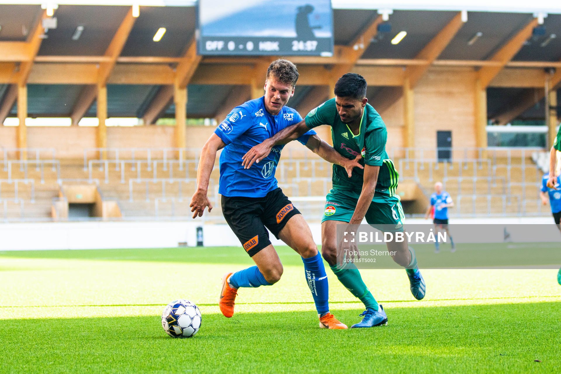 Halmstads Samuel Kroon och Dalkurds Suleman Zurmati