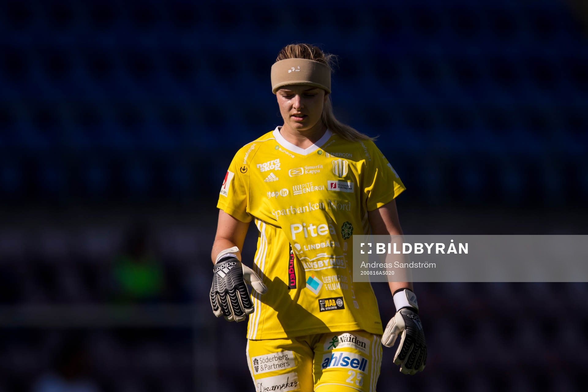Piteås målvakt Guro Pettersen deppar