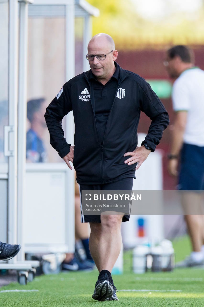 Piteås tränare Stellan Carlsson deppar