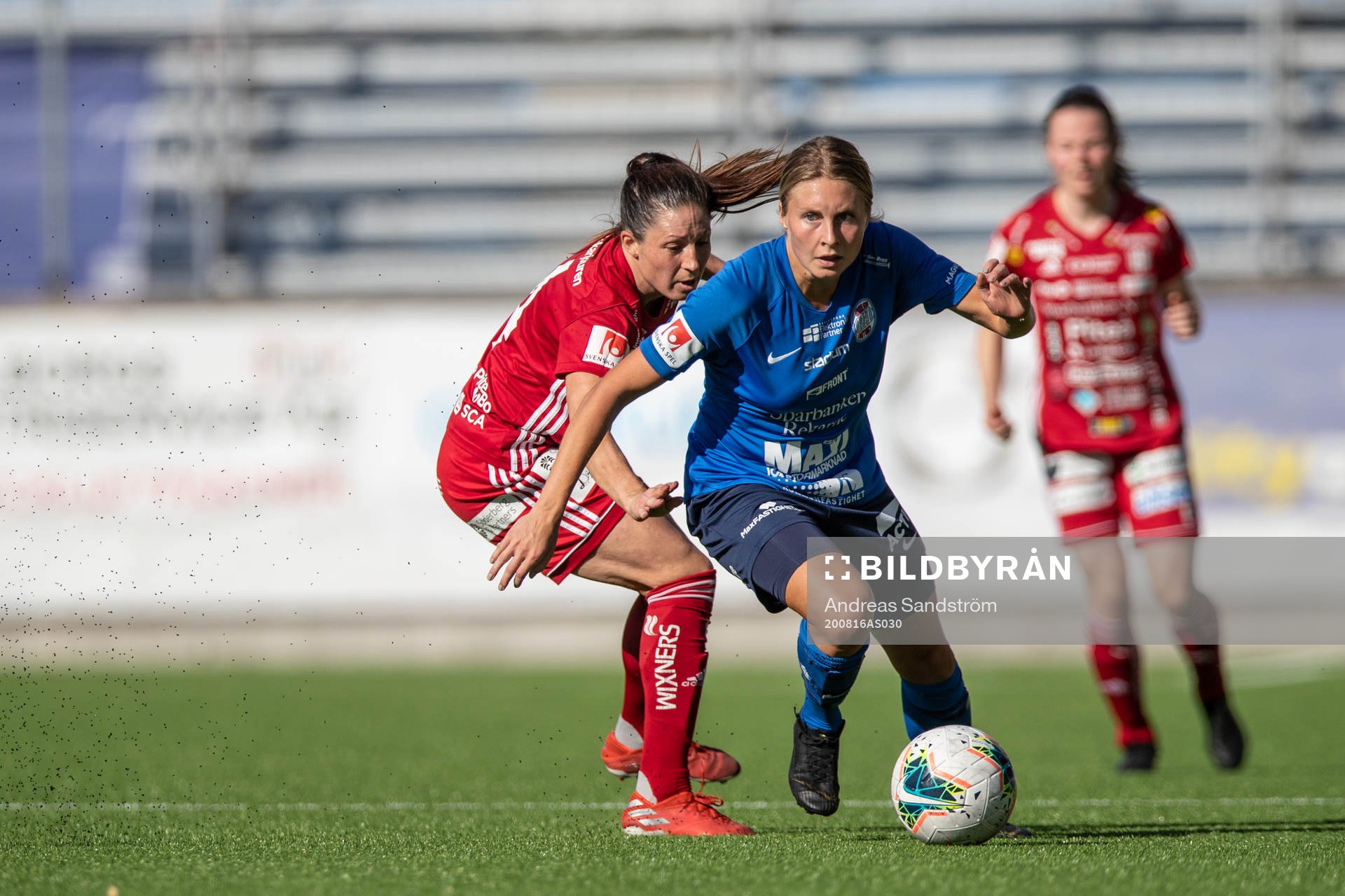 Piteås Josefin Johansson och Eskilstunas Fanny Andersson