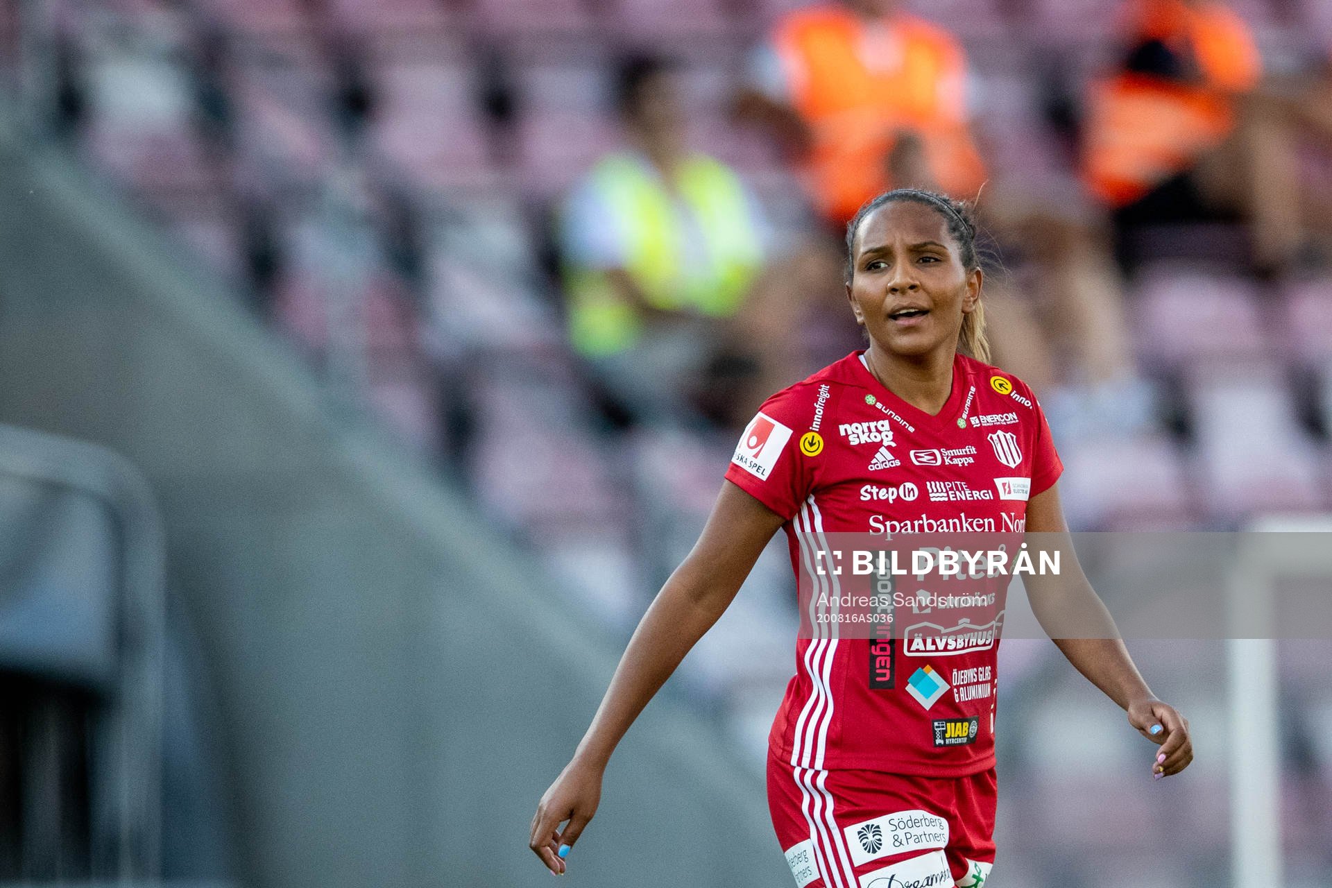 Piteås Madelen Janogy under fotbollsmatchen i Damallsvenskan mellan Eskilstuna United och Piteå den 16 augusti 2020 i Eskilstuna.
