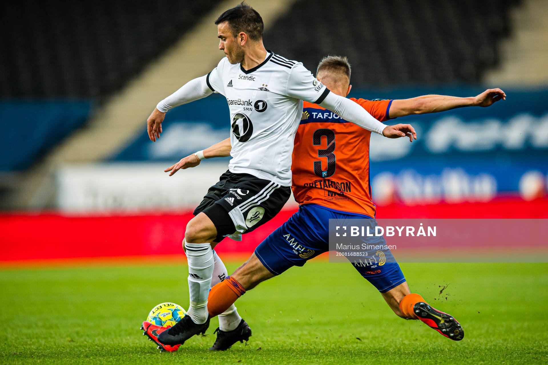 Dino Islamovic of Rosenborg and Daniel Leo Gretarsson