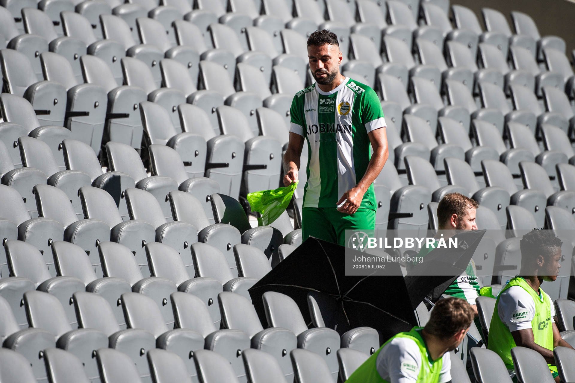 Hammarbys Imad Khalili på bänken