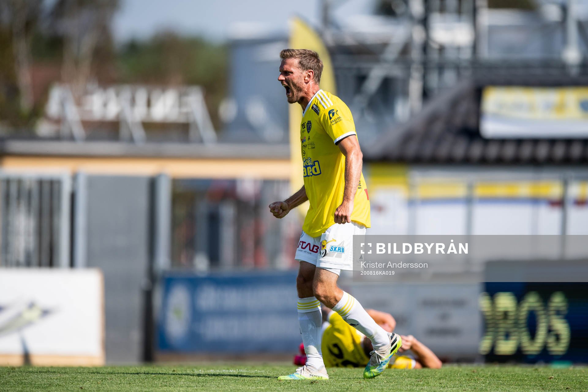 Falkenbergs Karl Söderström jublar