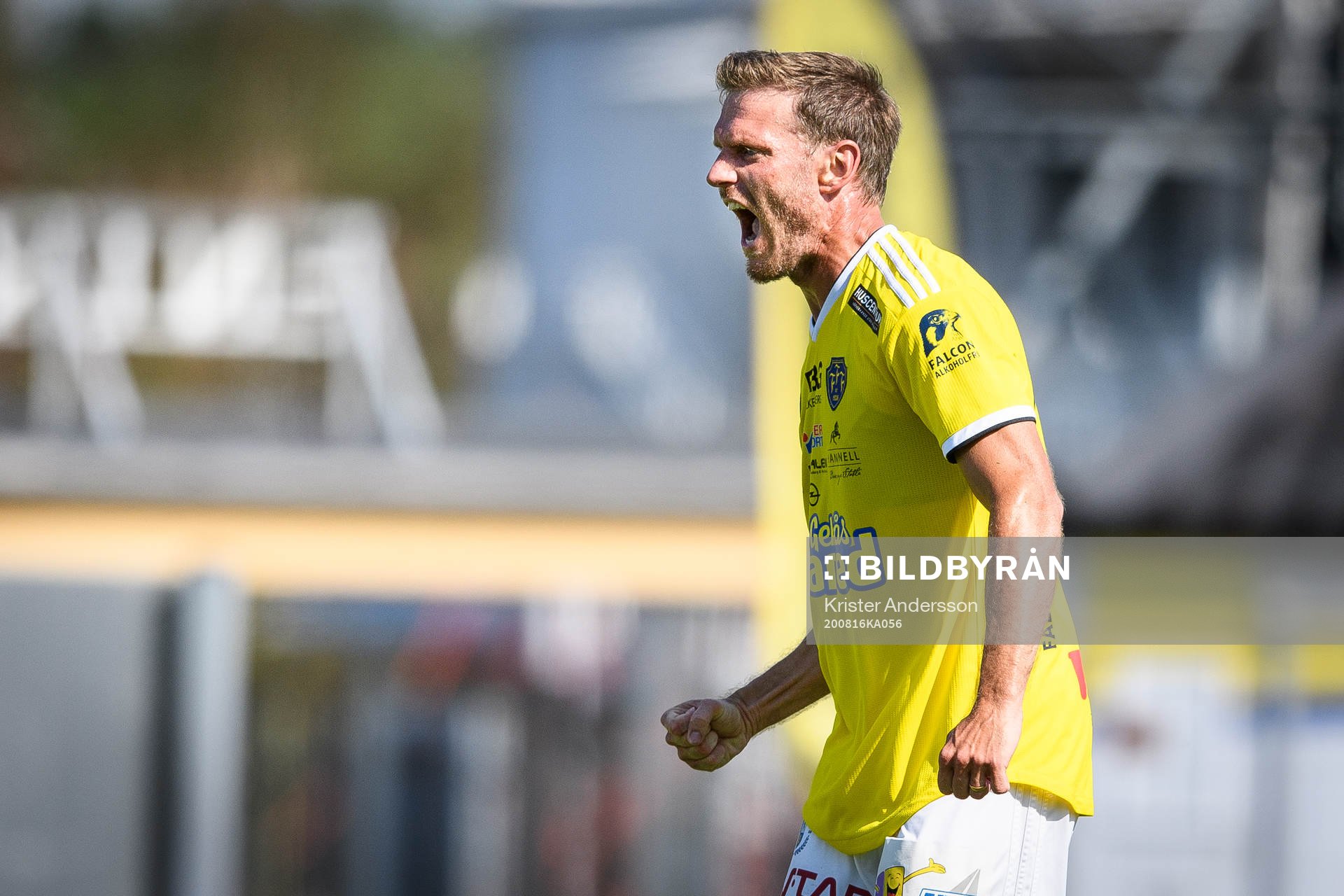 Falkenbergs Karl Söderström jublar