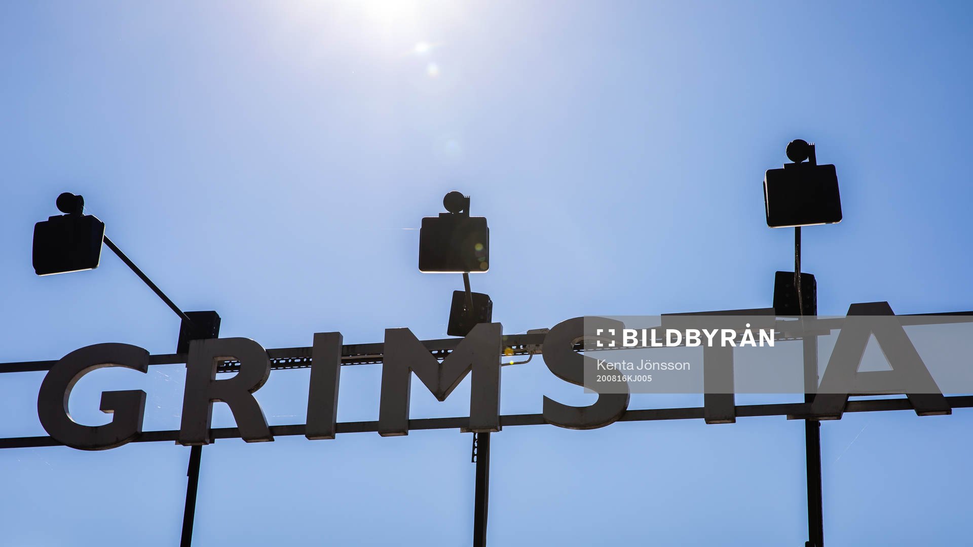 En skylt vid entrén till Grimsta IP